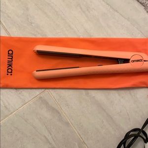 Amika Ceramic Straightener Iron